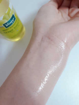 [크나이프] 그레이프씨드 슬리밍 마사지오일 100ml — 4.5점을 준 리뷰어가 2019년 9월 올린 사용 사진