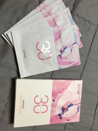 라모수 리프팅 업 30 마스크_10회분 — 4점을 준 리뷰어가 2019년 3월 올린 사용 사진