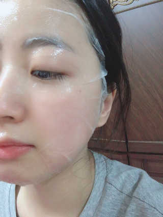 웰더마 사파이어 콜라겐 임팩트 에센셜 마스크 — 4점을 준 리뷰어가 2019년 5월 올린 사용 사진