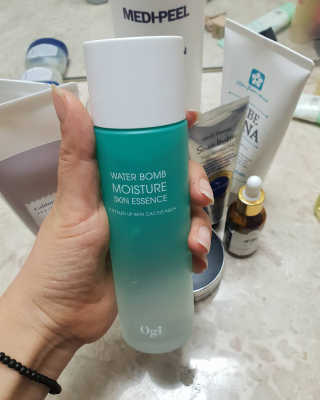 오지아이 워터 밤 모이스처 스킨 에센스 180ml — 4점을 준 리뷰어가 2020년 2월 올린 사용 사진