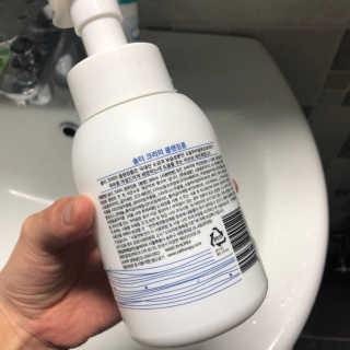 솔테라피 솔티 크리미 클렌징폼 300ml — 1점을 준 리뷰어가 2019년 4월 올린 사용 사진