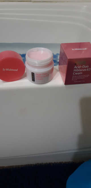 Wishtrend Acid-Duo 히비스커스 63 크림 — 5점을 준 리뷰어가 2019년 11월 올린 사용 사진