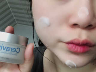 세라바인 어드밴스드 오리지널 바이킹크림 — 5점을 준 리뷰어가 2018년 9월 올린 사용 사진
