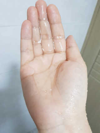 일리세이 허니 샴푸 500ml + 허니 바디워시 500ml 세트 — 4점을 준 리뷰어가 2020년 4월 올린 사용 사진