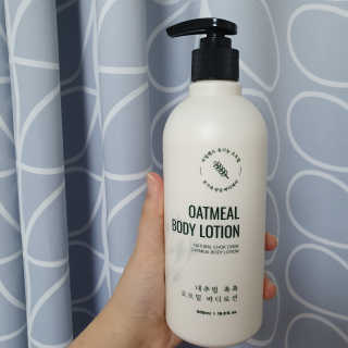 (주)에네스티 내추럴 촉촉  오트밀 바디로션 500ml — 3점을 준 리뷰어가 2019년 9월 올린 사용 사진