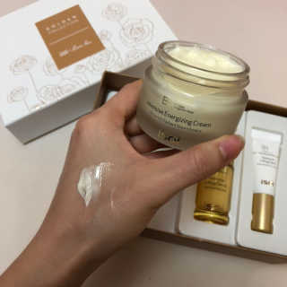 아이소이 코어탄력크림 — 4.17점을 준 리뷰어가 2018년 10월 올린 사용 사진