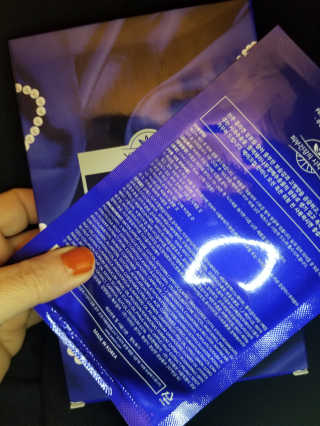 Pearl Collagen Velvet Mask 1 BOX by YVESOM — 2.5점을 준 리뷰어가 2019년 3월 올린 사용 사진