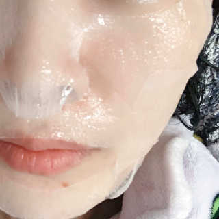 쥬시줄리 체리블라썸 젤리겔 마스크 — 5점을 준 리뷰어가 2020년 3월 올린 사용 사진