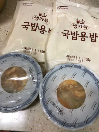 [풀무원] 사골곰탕국밥 황태해장국밥 — 5점을 준 리뷰어가 2018년 6월 올린 사용 사진