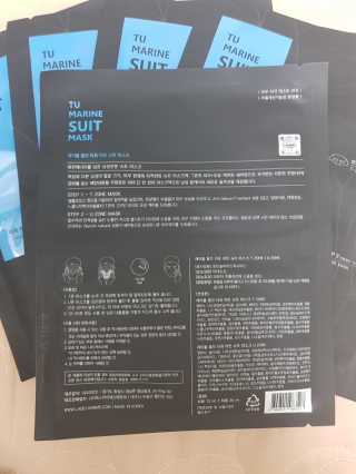 레이블옴므-labelhomme 레이블옴므 티유 마린 슈트 마스크팩(5EA) — 5점을 준 리뷰어가 2017년 12월 올린 사용 사진
