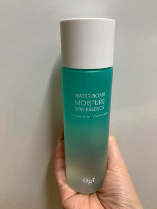오지아이 워터 밤 모이스처 스킨 에센스 180ml — 5점을 준 리뷰어가 2020년 2월 올린 사용 사진