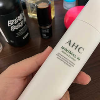 AHC 에이 에이치 씨 미니멀 10 워터리 에센스 — 4.5점을 준 리뷰어가 2018년 12월 올린 사용 사진