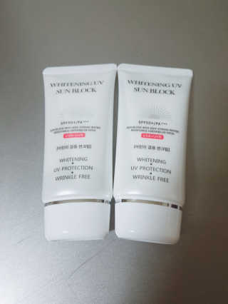지고트 화이트닝 유브이 썬블럭 크림 70ml,1+1 — 5점을 준 리뷰어가 2019년 7월 올린 사용 사진