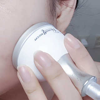 [더마퀸]쿨링스틱 페이스앤아이 — 5점을 준 리뷰어가 2019년 4월 올린 사용 사진