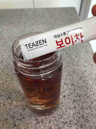 티젠 보이차 + 마이보틀 세트 — 5점을 준 리뷰어가 2018년 6월 올린 사용 사진