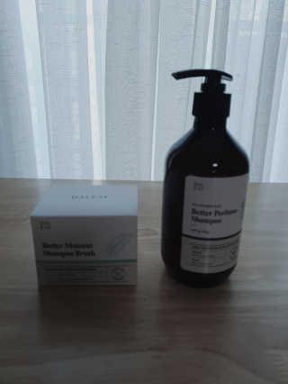 달리프 베러 퍼퓸 샴푸 1000ml 레이니데이 or 일랑로즈 — 5점을 준 리뷰어가 2020년 1월 올린 사용 사진