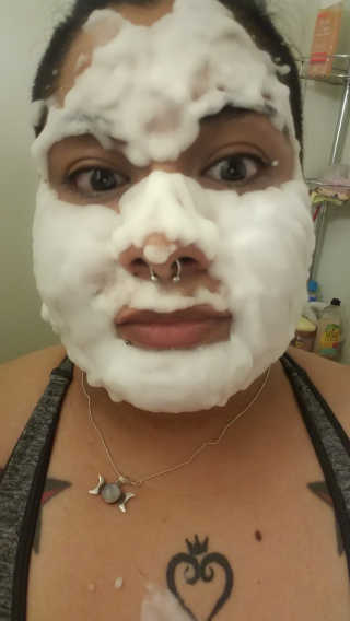 엘리자베카 펩타이드 쓰리디 픽스 엘라스틱 버블 페이셜크림 — 1점을 준 리뷰어가 2019년 1월 올린 사용 사진