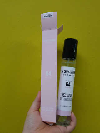 더블유드레스룸 드레스퍼퓸 150ml — 5점을 준 리뷰어가 2018년 8월 올린 사용 사진