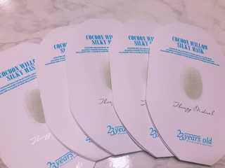 23years old 코쿤 윌로우 실키 마스크 — 5점을 준 리뷰어가 2018년 4월 올린 사용 사진
