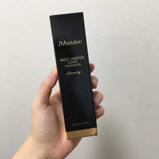 JM솔루션 물광 커버 파운데이션 럭셔리 — 4.5점을 준 리뷰어가 2019년 1월 올린 사용 사진