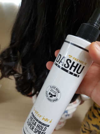 다슈코리아 다슈 포 맨 프리미엄 메가 홀드 슈퍼 스프레이 250ml — 5점을 준 리뷰어가 2019년 3월 올린 사용 사진