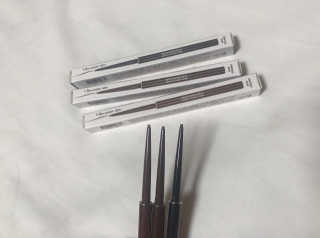 우드버리 1.5mm 스키니 젤 아이라이너 — 5점을 준 리뷰어가 2019년 5월 올린 사용 사진