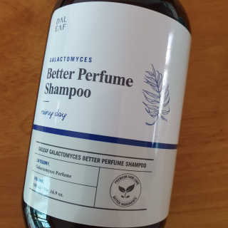 달리프 베러 퍼퓸 샴푸 1000ml 레이니데이 or 일랑로즈 — 4.5점을 준 리뷰어가 2020년 1월 올린 사용 사진