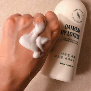 (주)에네스티 내추럴 촉촉  오트밀 바디로션 500ml — 5점을 준 리뷰어가 2019년 8월 올린 사용 사진