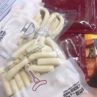 두번째 국떡 국가대표 떡볶이 1팩 + 영미칩 2봉 증정 — 5점을 준 리뷰어가 2019년 2월 올린 사용 사진