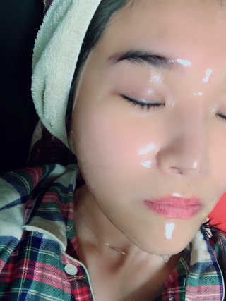 어셀리 브릴리언스 솔루션 하이드로겔 페이셜 마스크 — 4점을 준 리뷰어가 2020년 1월 올린 사용 사진