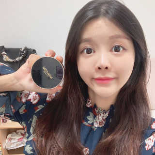 미넴보떼 [조여정쿠션] 아쿠아 GG모이스쳐 쿠션 23호 — 5점을 준 리뷰어가 2019년 7월 올린 사용 사진