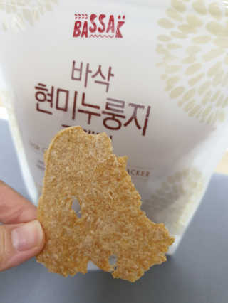 BASSAK 바삭 유기농 현미 누룽지 크래커 3종 — 5점을 준 리뷰어가 2019년 10월 올린 사용 사진