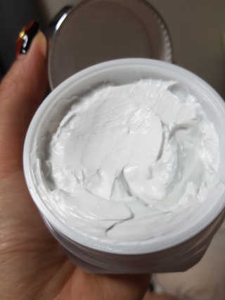 파시스 올인원 진주 화이트닝 크림 100ml — 2점을 준 리뷰어가 2019년 2월 올린 사용 사진