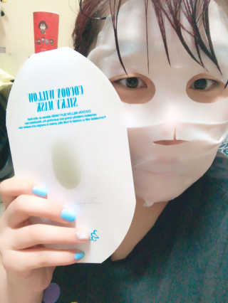 23years old 코쿤 윌로우 실키 마스크 — 4.5점을 준 리뷰어가 2018년 4월 올린 사용 사진