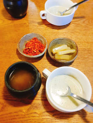 [이끼롤까스 가로수길점] 3만원 이용권 — 3.5점을 준 리뷰어가 2019년 8월 올린 사용 사진