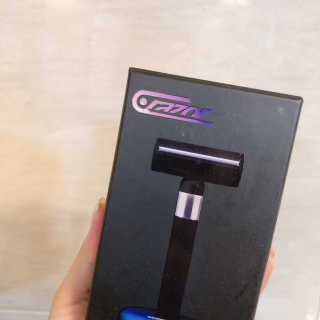 [C.razor]세라믹 제모기 택1+눈썹트리머 — 4.5점을 준 리뷰어가 2019년 8월 올린 사용 사진