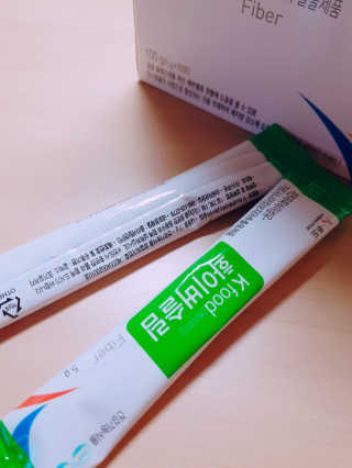 두루원 똥기사의 Kfood 화이버슬림 — 3.67점을 준 리뷰어가 2018년 7월 올린 사용 사진