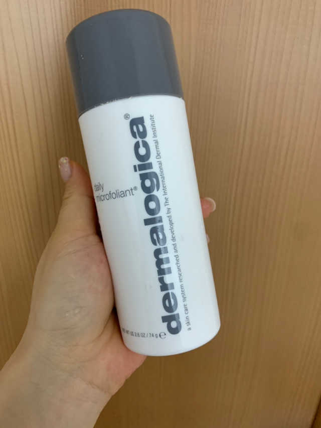더말로지카 데일리 마이크로폴리언트 리뷰 사진