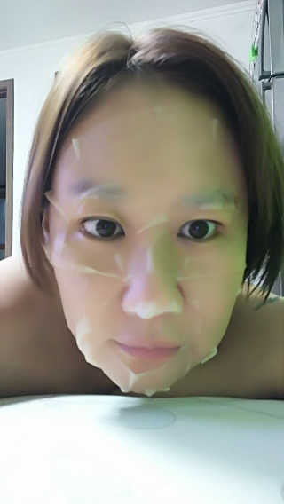 블루마인드 [톤] 비타민씨 피부 잠금 마스크 10매 — 5점을 준 리뷰어가 2018년 7월 올린 사용 사진