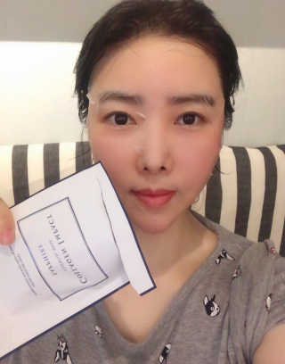 웰더마 사파이어 콜라겐 임팩트 에센셜 마스크 — 5점을 준 리뷰어가 2019년 7월 올린 사용 사진