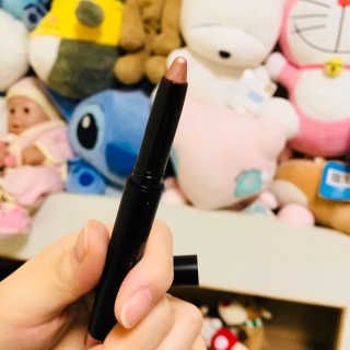 헤이미쉬 데일리즘 코랄릭 스틱 아이 섀도우 — 4.5점을 준 리뷰어가 2018년 3월 올린 사용 사진