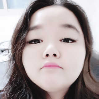JM솔루션 물광 커버 파운데이션 럭셔리 — 5점을 준 리뷰어가 2018년 12월 올린 사용 사진