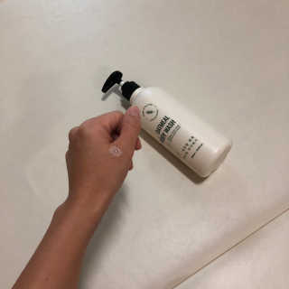 (주)에네스티 내추럴 촉촉  오트밀 바디워시 500ml — 5점을 준 리뷰어가 2019년 8월 올린 사용 사진