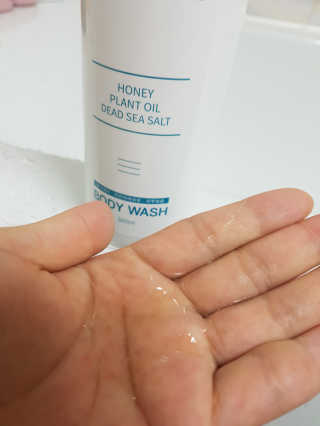 일리세이 허니 샴푸 500ml + 허니 바디워시 500ml 세트 — 5점을 준 리뷰어가 2020년 4월 올린 사용 사진