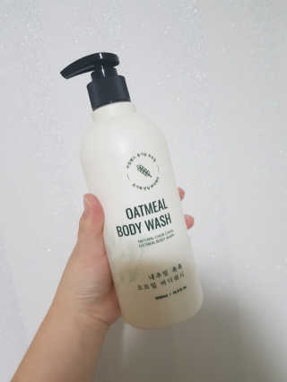 (주)에네스티 내추럴 촉촉  오트밀 바디워시 500ml — 5점을 준 리뷰어가 2019년 12월 올린 사용 사진