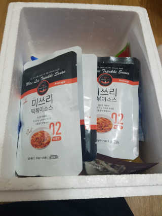 미쓰리떡볶이 just 10 min 패키지 — 5점을 준 리뷰어가 2018년 5월 올린 사용 사진