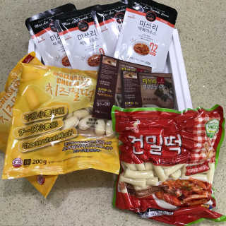 미쓰리떡볶이 just 10 min 패키지 — 4.67점을 준 리뷰어가 2018년 5월 올린 사용 사진