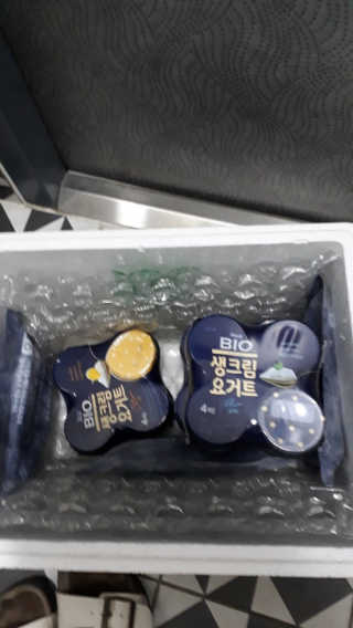 [매일 바이오] 생크림요거트 플레인 12개 + 유자 12개 — 5점을 준 리뷰어가 2019년 7월 올린 사용 사진