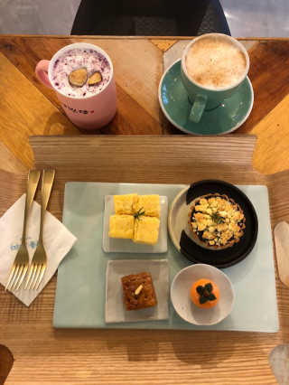 [맛을그리다 by 예빈당] 코리안디저트 세트 + 음료2잔 — 4.5점을 준 리뷰어가 2019년 12월 올린 사용 사진
