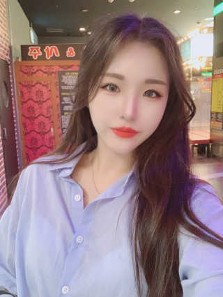 피카소 속눈썹 접착제 2종 + 아이미속눈썹 2종 — 4점을 준 리뷰어가 2019년 8월 올린 사용 사진